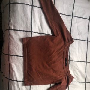 Off the shoulder brownish red crop top